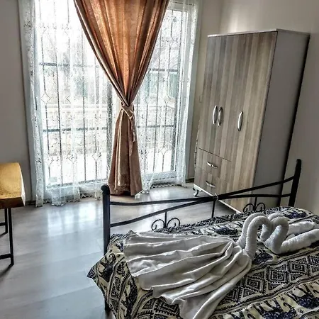 Cok Iyi Konumda 1+1 Daire Apartment Fethiye